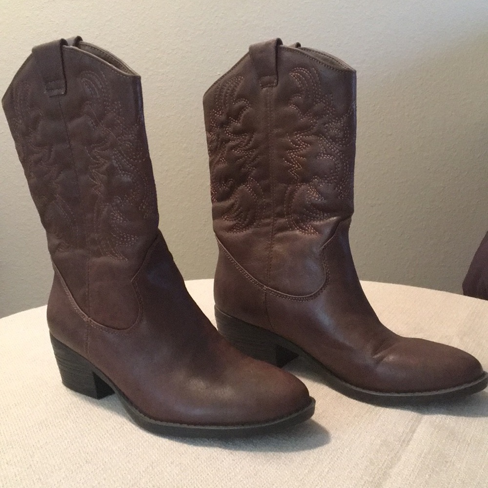 Cowboy boots